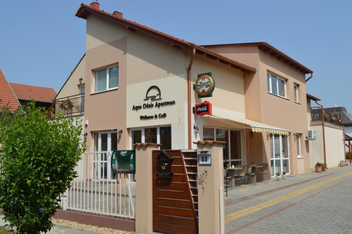 Aqua Oazis Apartman Hajdúszoboszló المظهر الخارجي الصورة
