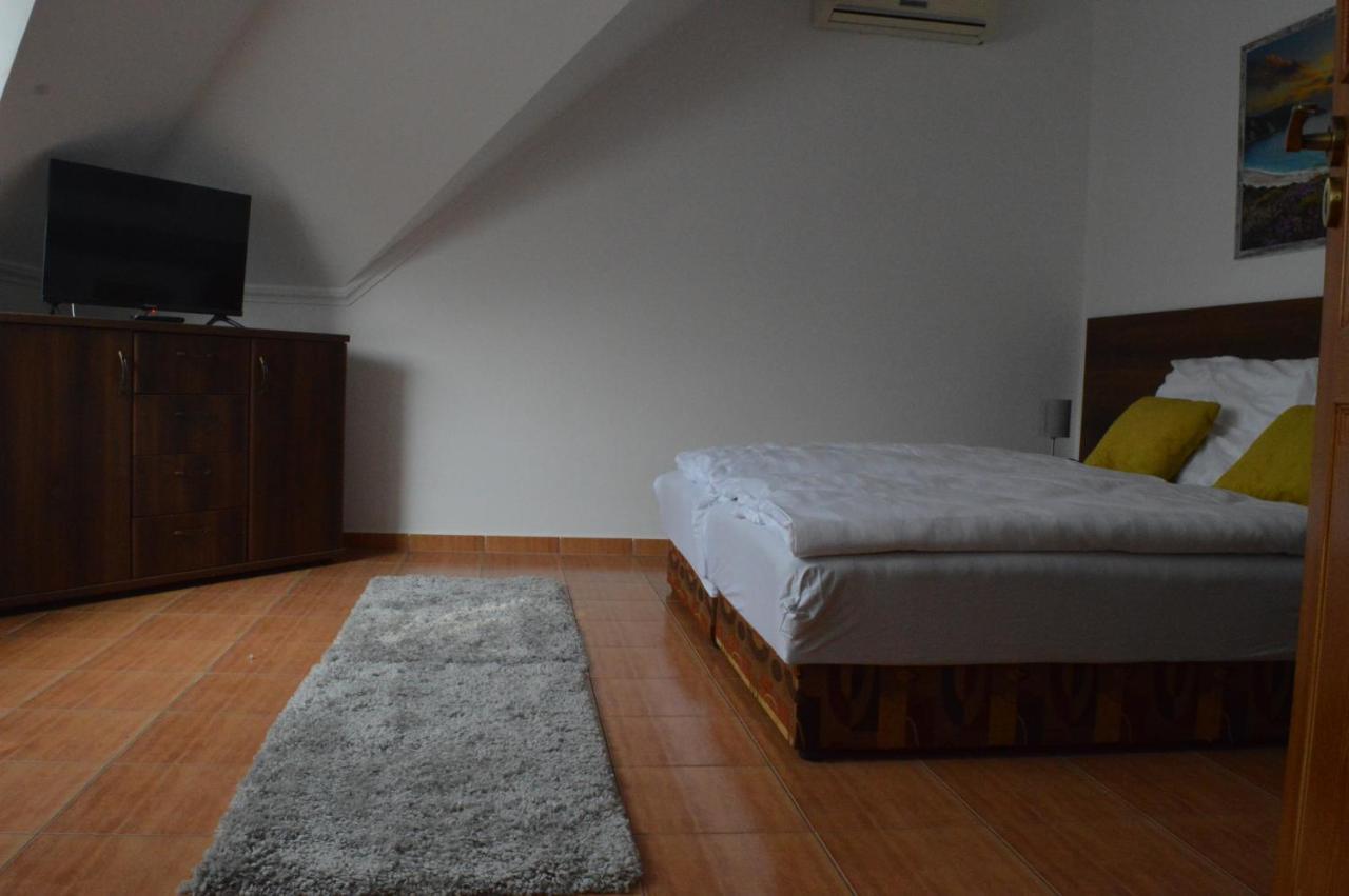 Aqua Oazis Apartman Hajdúszoboszló المظهر الخارجي الصورة
